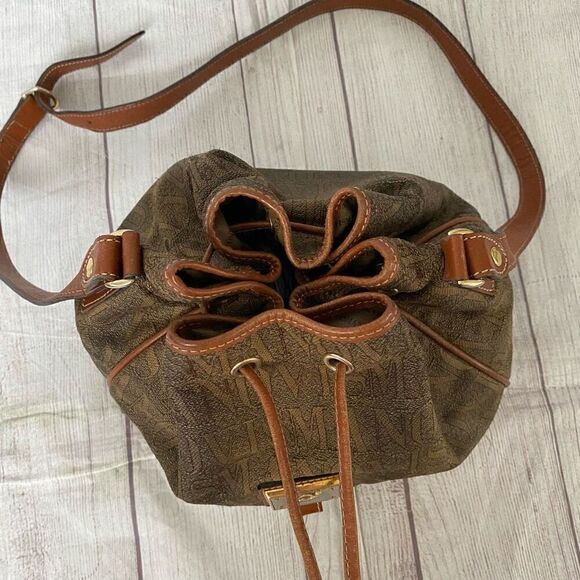 Flavi Vismano Firenze satchel w/cinch closure & one main compartment - Picture 12 of 14